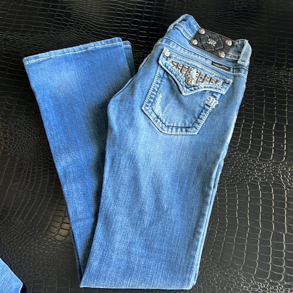 Women’s Miss Me Boot cut Jeans sz27